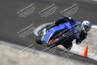 media/Nov-01-2025-TrackDaz (Sat) [[2b4d5192bc]]/A Group/12pm (Turn 2 (Outside)/